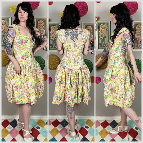Vintage 1980s Yellow Floral Sleeveless Bubble Hem Bustled Sundress - Picture 3 of 7